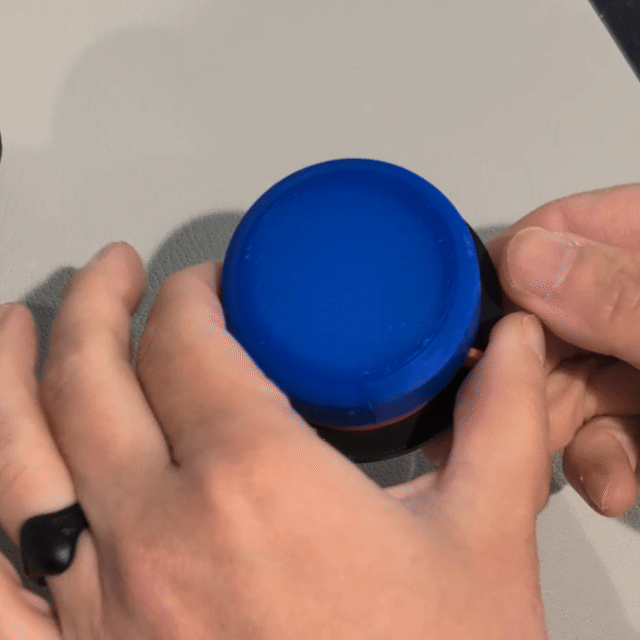 Animation showing how to remove the keyguard from the accessibility switch